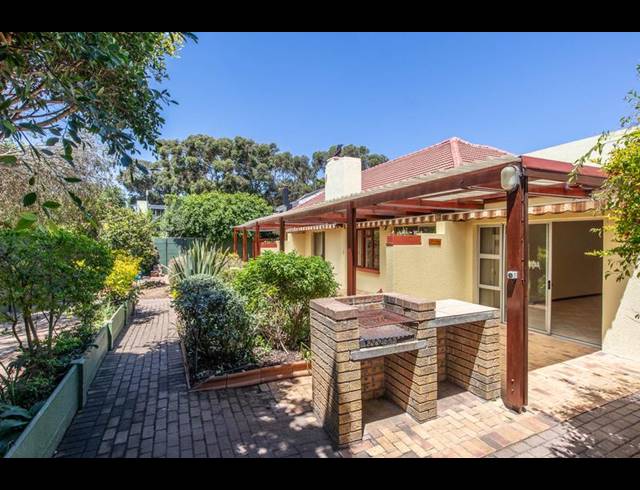 3 BEDROOM HOUSE FOR SALE IN BERGVLIET